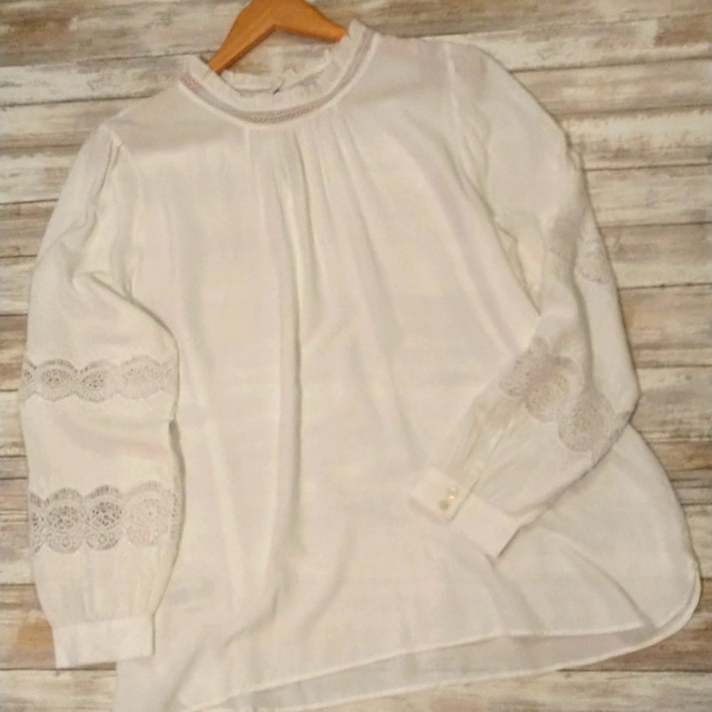 Large Loft Blouse Lace Top Crochet Lace